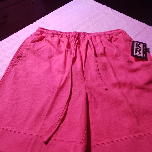 Short Set - Picture 3 of 7